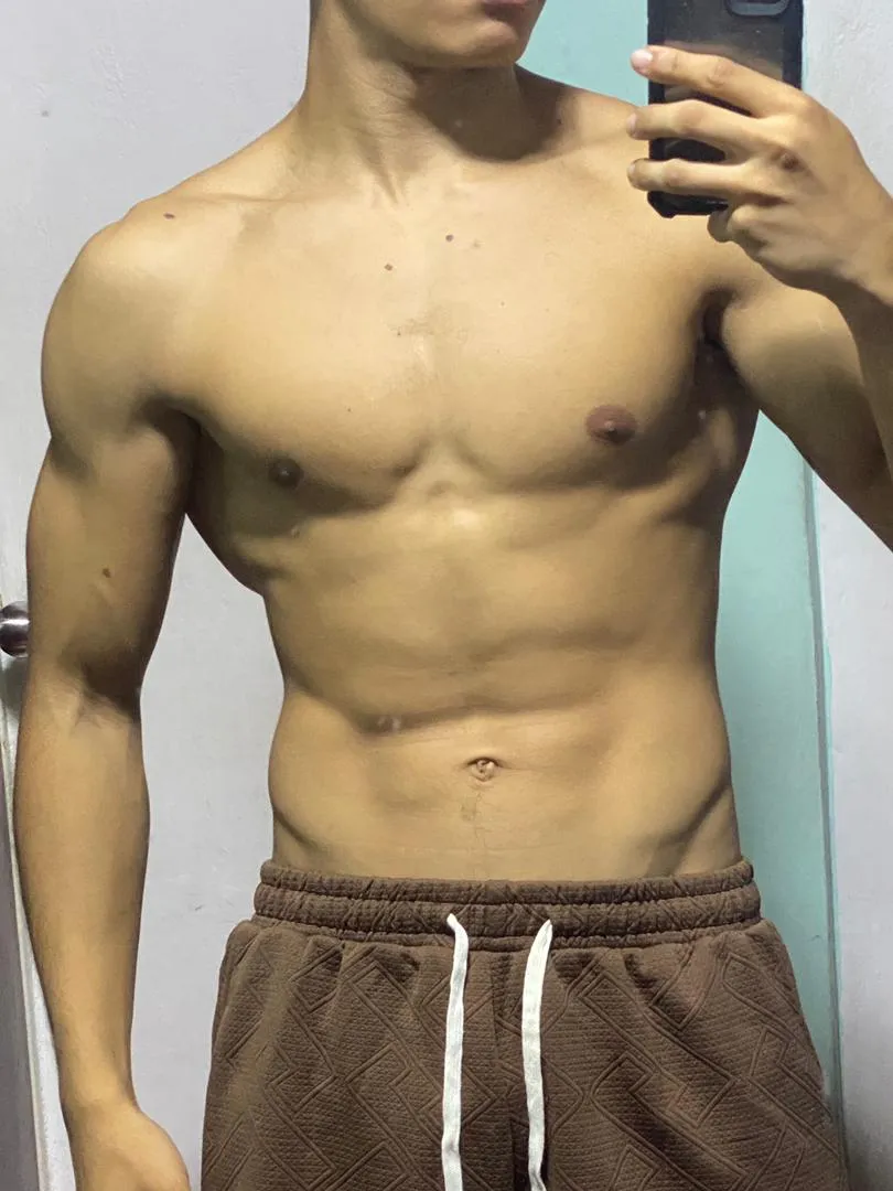 Resultado real de un atleta de Overlimit entrenando fuerza con el método