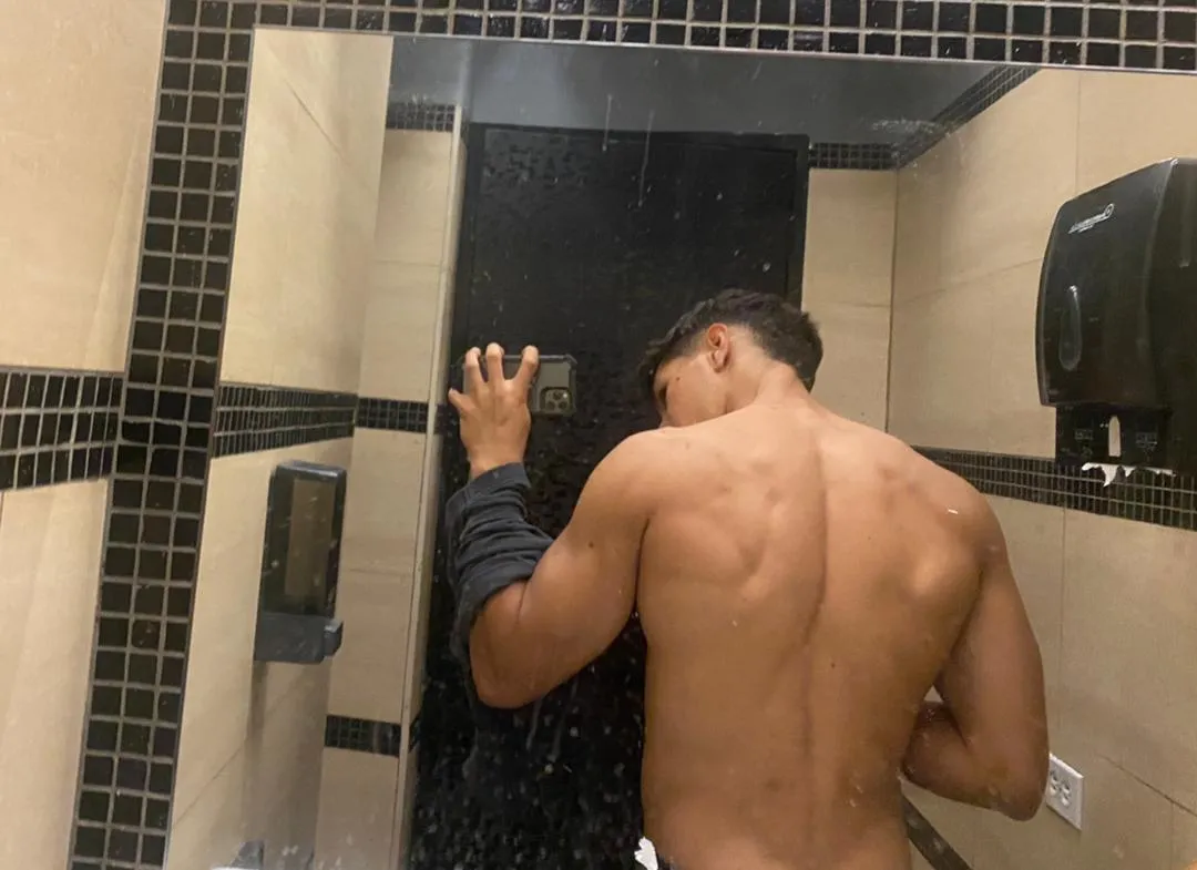 Resultado real de un atleta de Overlimit entrenando fuerza con el método