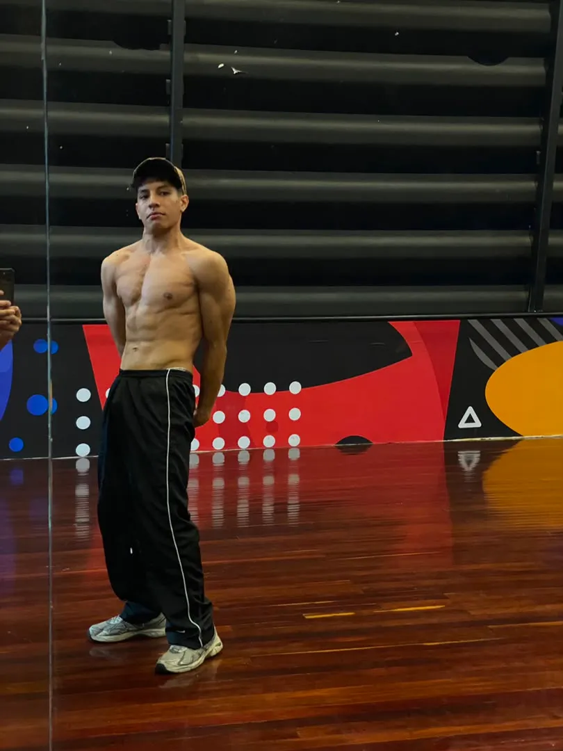 Resultado real de un atleta de Overlimit entrenando fuerza con el método